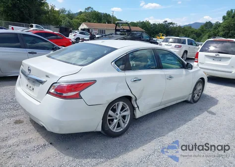 2015 Nissan Altima 2.5 Sl z USA, uszkodzony, nr VIN 1N4AL3AP4FC430488